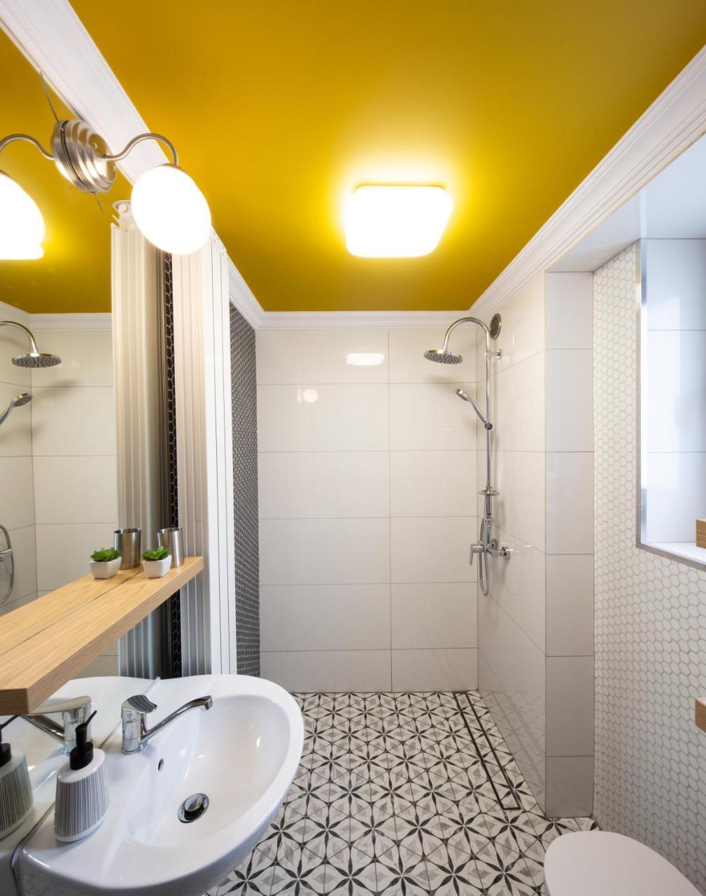 Yellow Apartment Cluj-Napoca Eksteriør billede